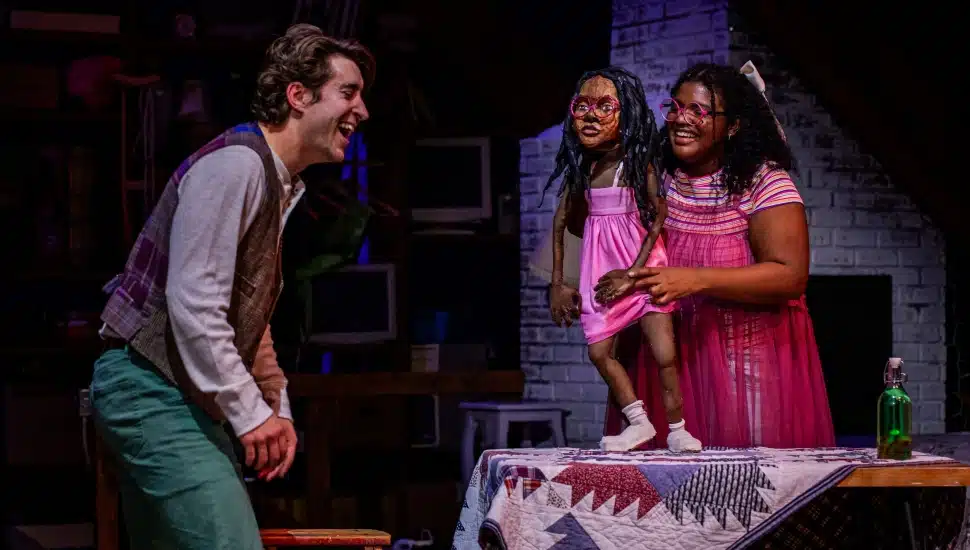 South Philadelphia Artist Sebastienne Mundheim Brings Her Works to Life Through the Connection Between Performer, Audience