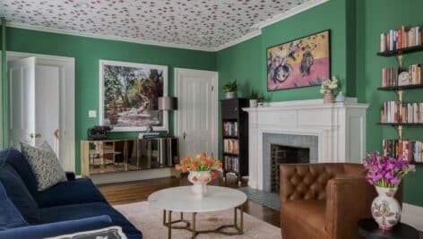 The den of the Rittenhouse Square house Michelle Gage worked on.