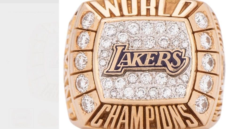 Kobe Bryant’s Dad Puts Son’s NBA Championship Ring Up for Auction