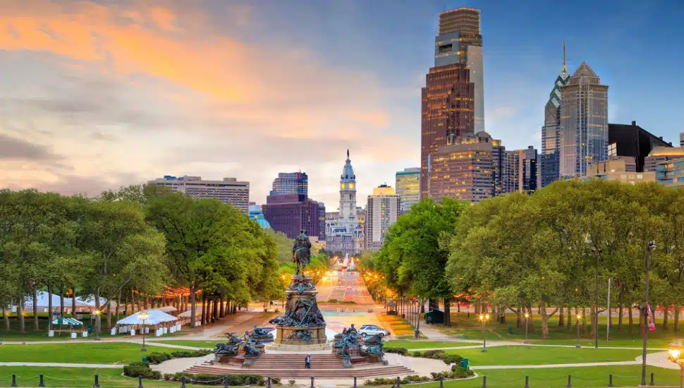 Philadelphia downtown skyline.
