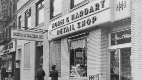 Horn & Hardart exterior.