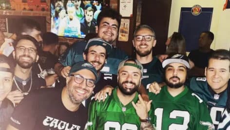 Members of Eagles Brasil community.