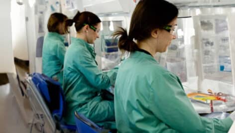 Three women in the lab.