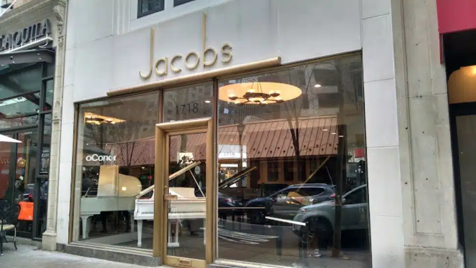 Jacob's Music on Chestnut Street's storefront.