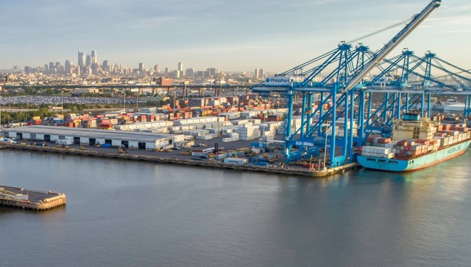 Port of Philadelphia .