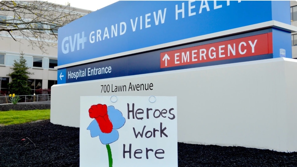 Grandview Health Hospital Sign.