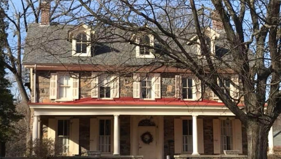 Ashbridge House front.
