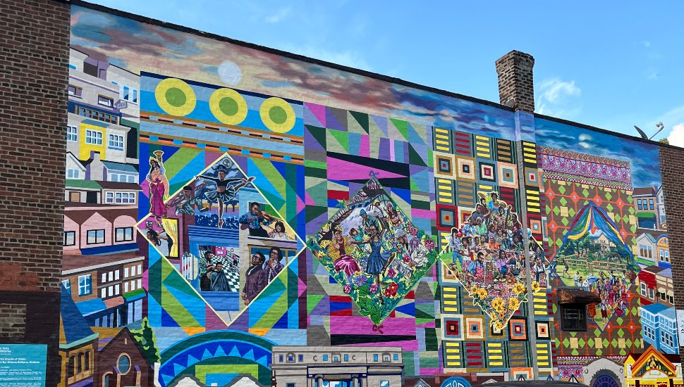 "The Stories of Olney" mural.