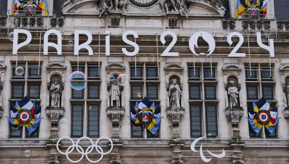 The giant logo of the 2024 Olympic Games installed in front of the City Hall in Paris.