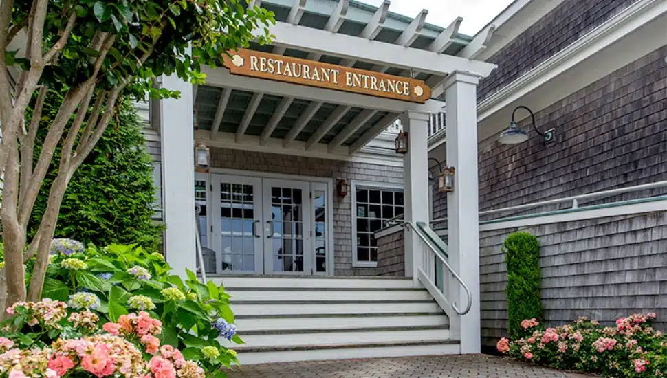 Whitebrier restuarant and bar entrance.