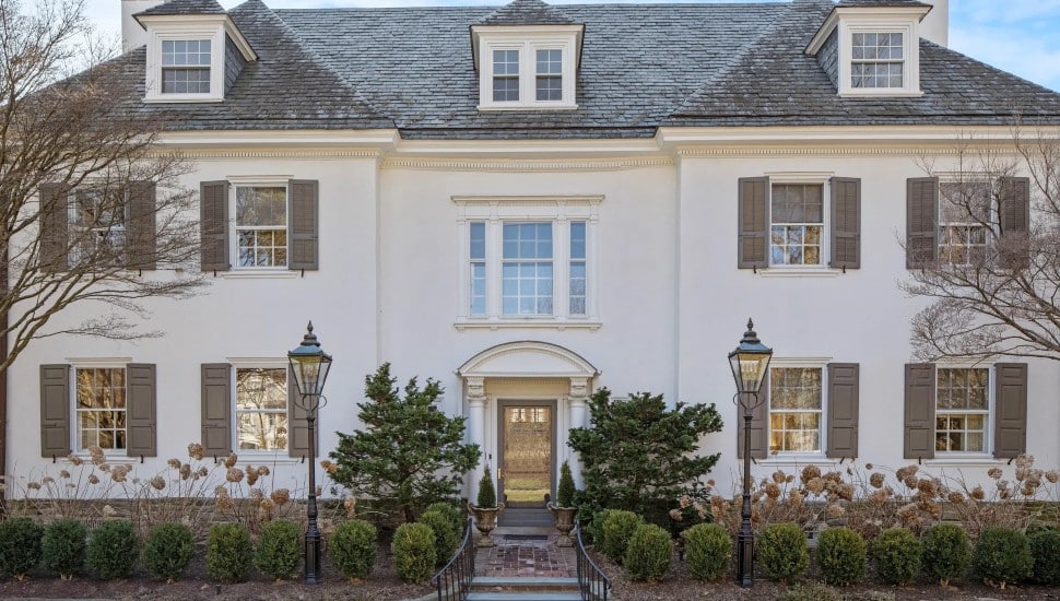 House of the Week: Exquisite Traditional with Stunning Views in Chestnut Hill