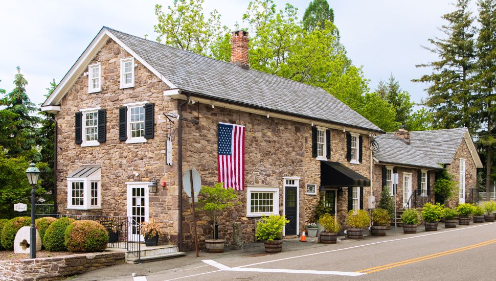 2 Veteran Chefs Revive Historic Country Inns Near Bucks County