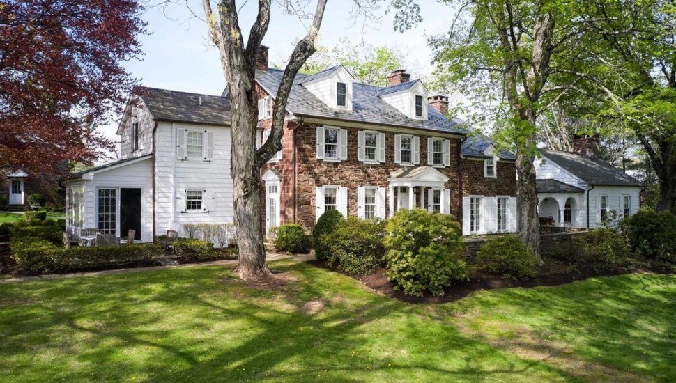 Stone farmhouse in Pipersville.