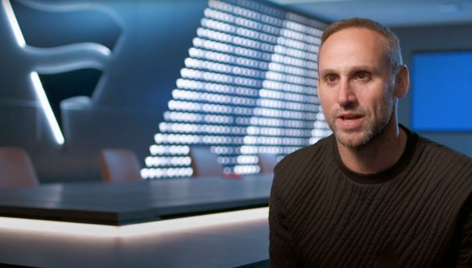 Michael Rubin on the set of Shark Tank.