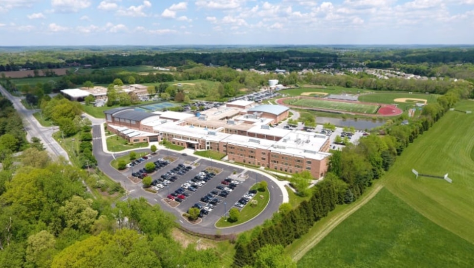The exterior of Unionville High School.