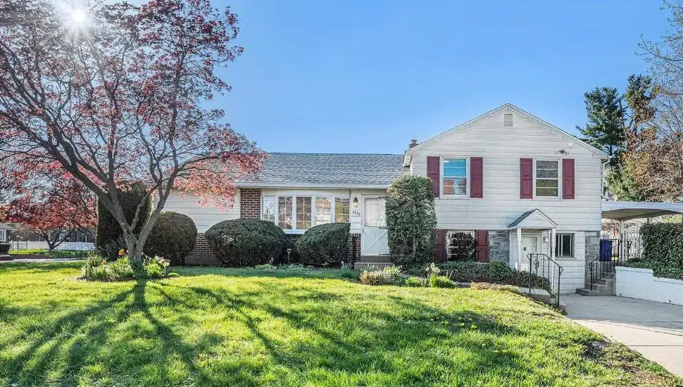 3839 Chalfont Drive exterior.