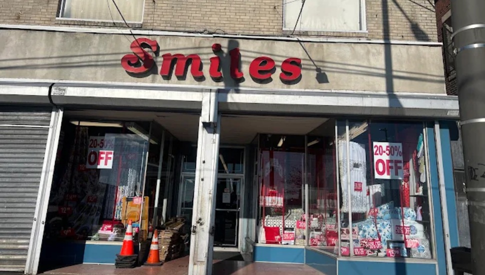 Smiles Linens exterior.