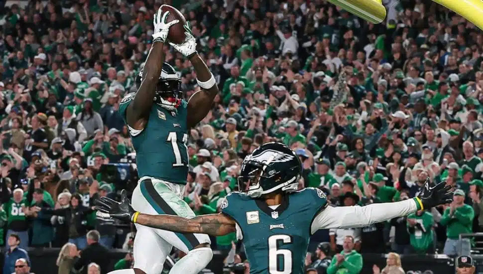 Eagles players celebrating a touchdown.