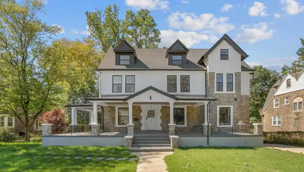 319 Pelham Road exterior.