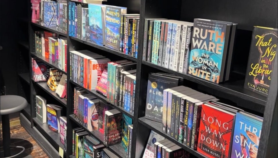 A big collection of books inside Thrillerdelphia.