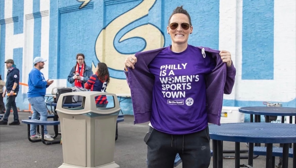 Jen Leary, founder of WatchPartyPHL and the Stoop Pigeon, with a shirt that reads, "Philly is a women's sports town."