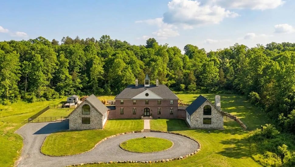 Mount Vernon-inspired estate.