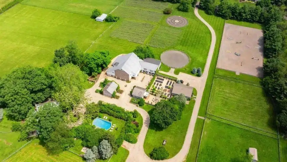 Yolanda Hadid Home.