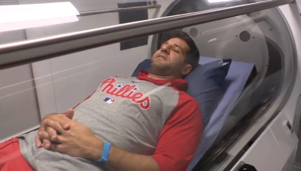 JT Realmuto using Hyperbaric Oxygen Therapy.
