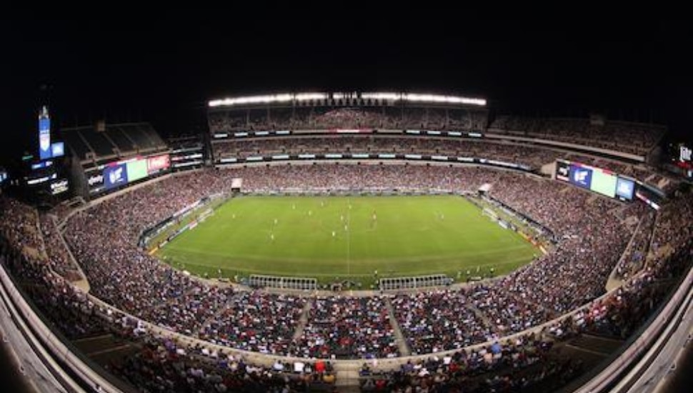 Wideshot of Lincoln Financial Field.