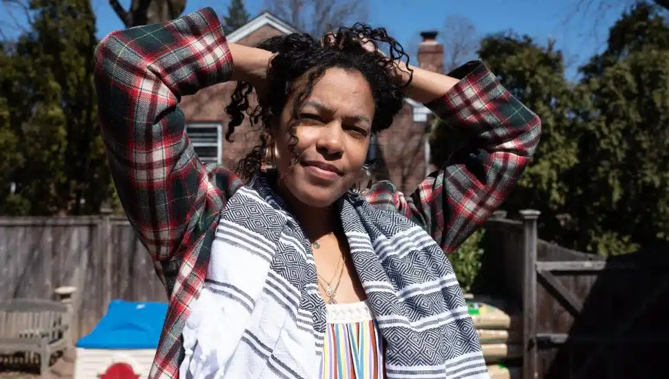 Raina J. León.