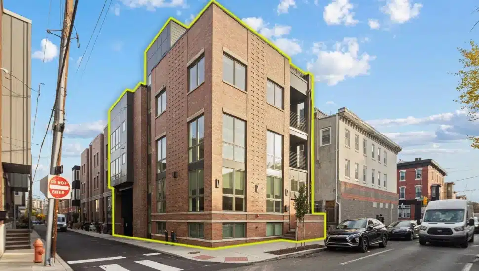 1940 Webster Street townhouse exterior.